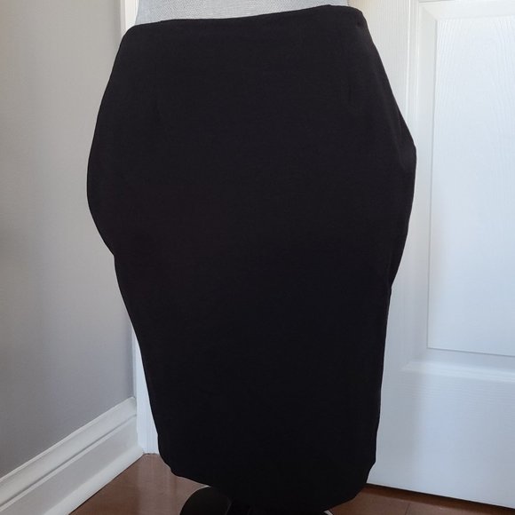 Black Stretchy Pencil Skirt NWOT Made in Canada - Picture 2 of 4